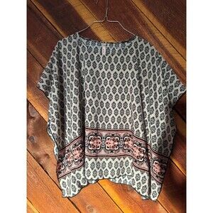 Woman's JMode Size S Black and White Poncho Inspired Top